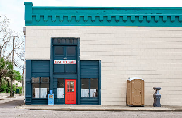 Porta potty delivery and setup in Richmond Heights, FL